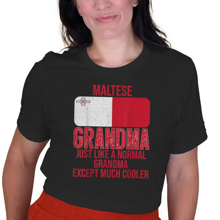 Vintage Maltese Grandma Malta Flag For Old Women T-shirt