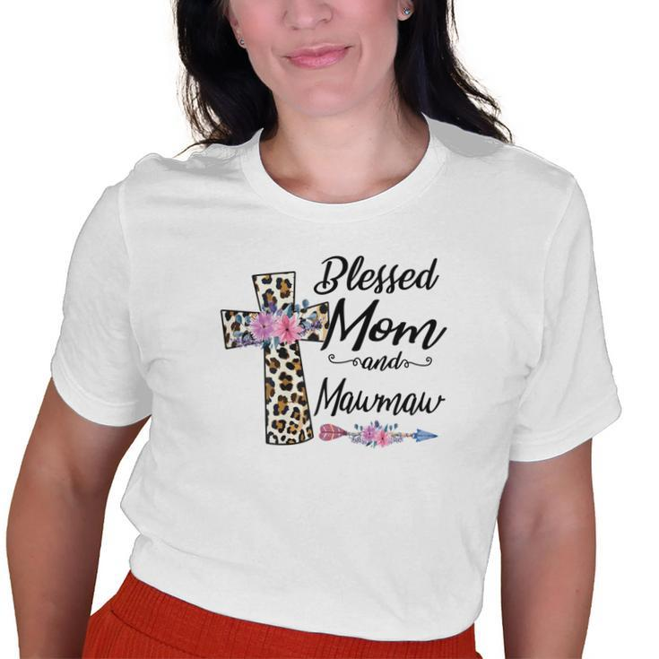 Blessed To Be Called Mom And Mawmaw Floral Old Women T-shirt