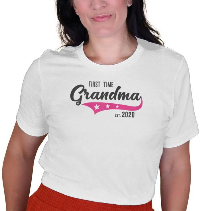First Time Grandma 2020 I New Grandmother Old Women T-shirt