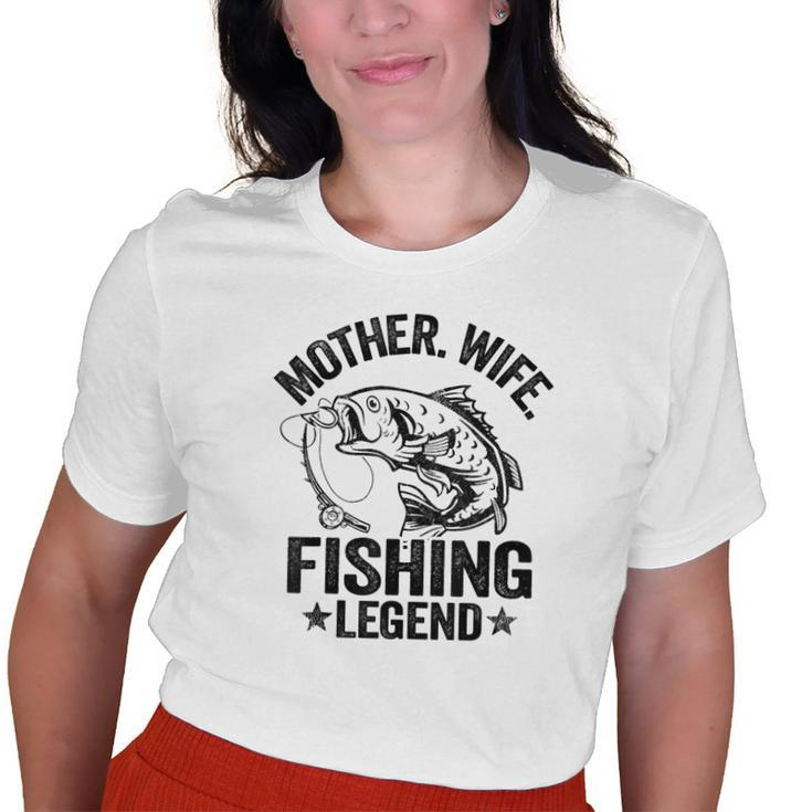 Mother Wife Fishing Legend Fisherwoman Grandma Mom Fishing Old Women T-shirt