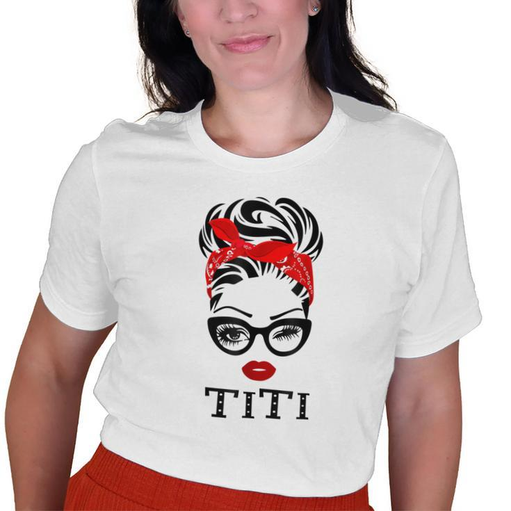 Titi Wink Eye Woman Face For Titi Grandma Old Women T-shirt