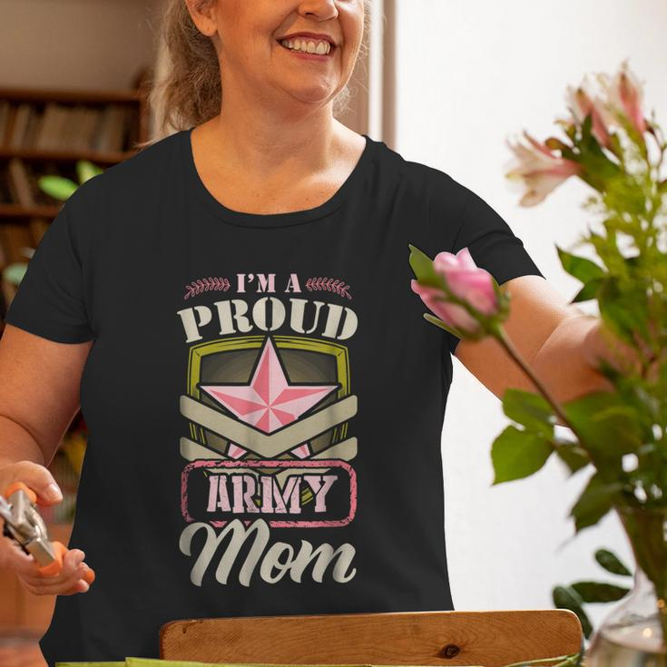 Im A Proud Army Mom Military NavyOld Women T-shirt Gifts for Old Women