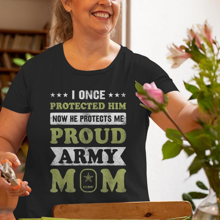 Proud Army Mom Military Soldier Mama Cute Old Women T-shirt Gifts for Old Women