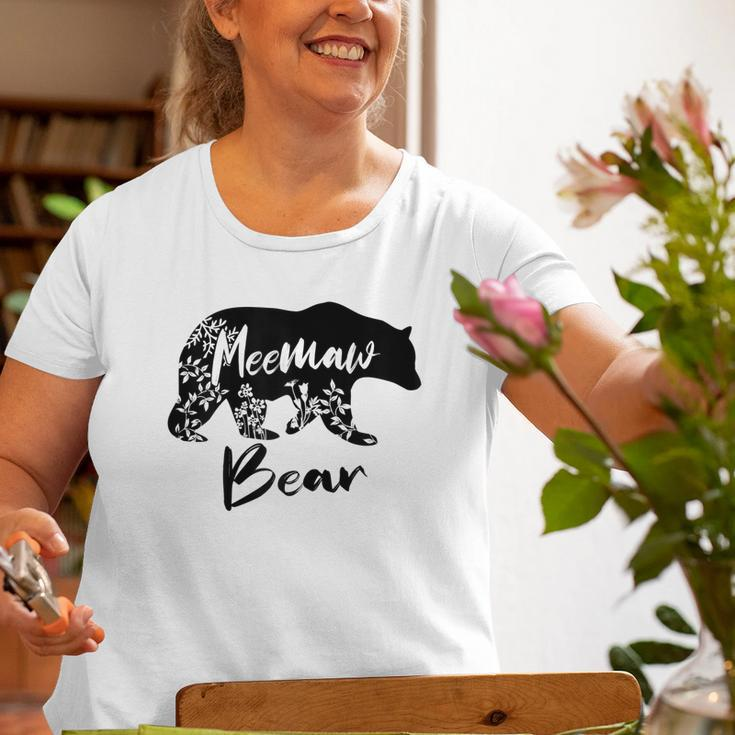 Cute Floral Meemaw Bear For Mom Old Women T-shirt Gifts for Old Women