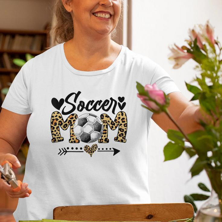 Soccer Mom Heart Leopard Mom Grandma Old Women T-shirt Gifts for Old Women