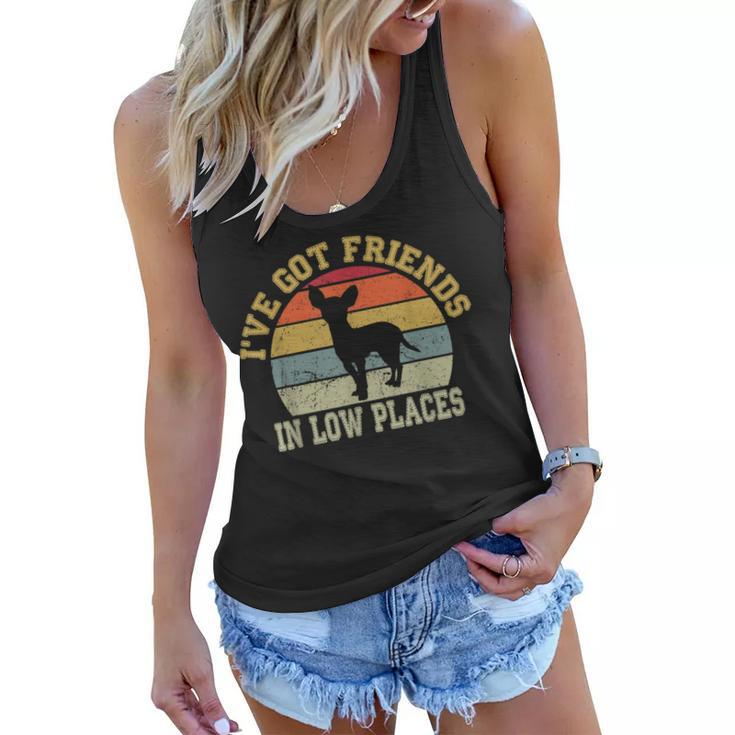 Retro Vintage Chihuahua MomIve Got Friends In Low Places  Women Flowy Tank