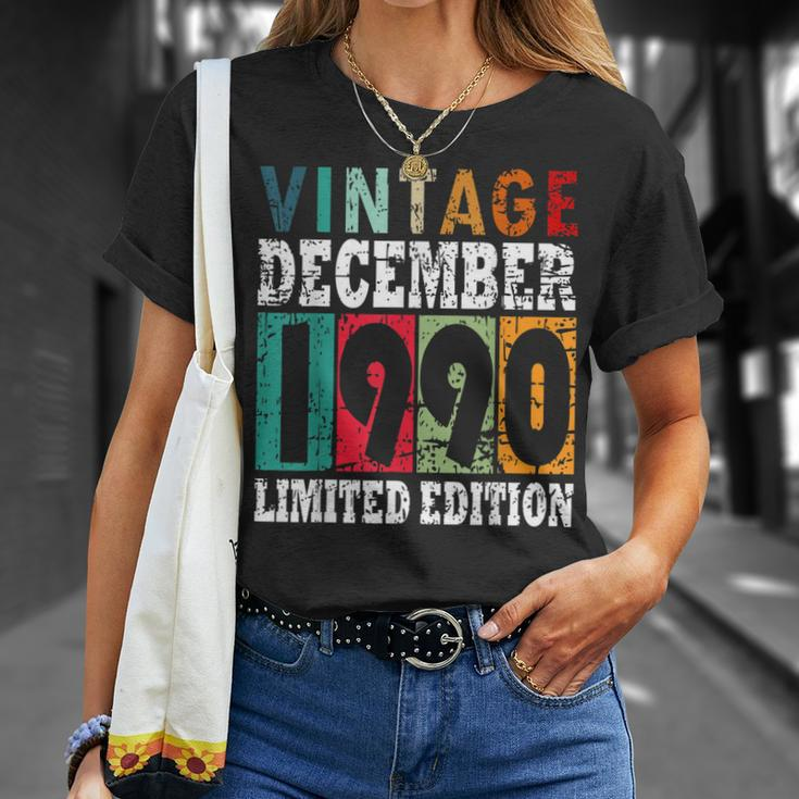1990 Born In December Retro-Geschenkidee T-Shirt Geschenke für Sie
