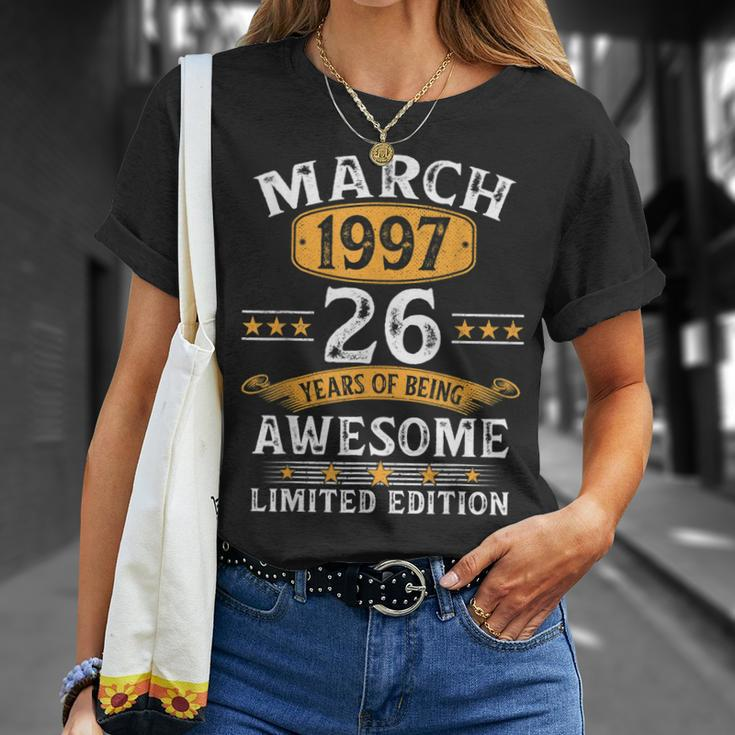 26 Geburtstag Geschenke Mann Frau Jahrgang März 1997 T-Shirt Geschenke für Sie