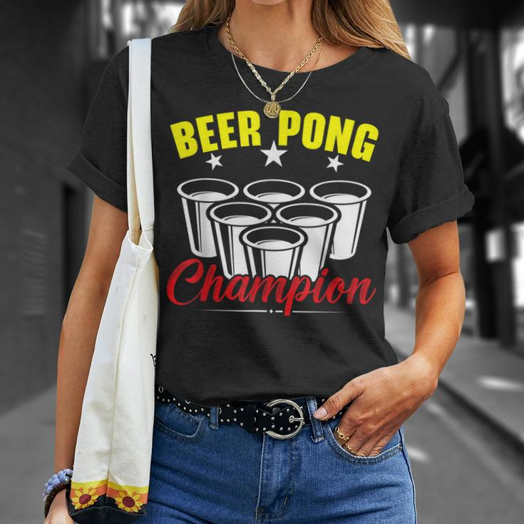 Beer Pong Champion Alkohol Trinkspiel Beer Pong T-Shirt Geschenke für Sie