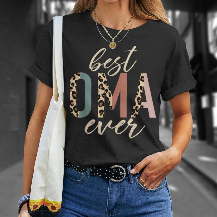 Best Oma Ever Gifts Leopard Print Mothers Day Unisex T-Shirt Gifts for Her
