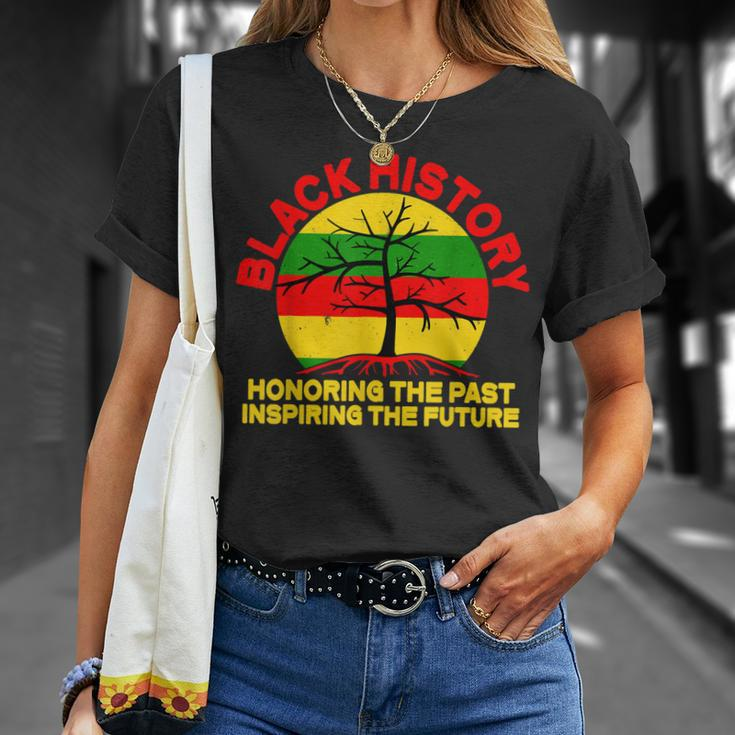 Black History Honoring The Past Inspiring The Future Unisex T-Shirt Gifts for Her