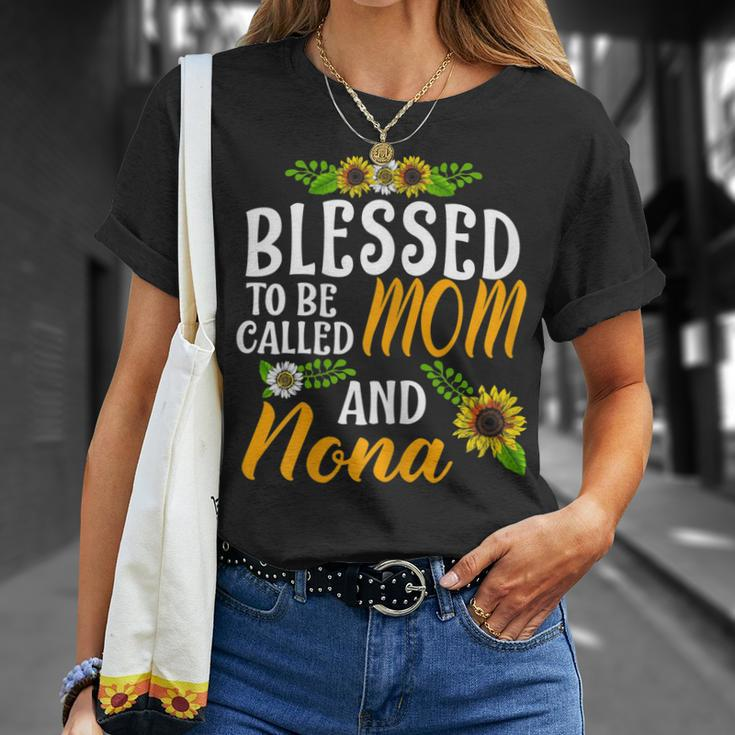 Blessed To Be Called Mom And Nona Thanksgiving Christmas Gift For Womens Unisex T-Shirt Gifts for Her