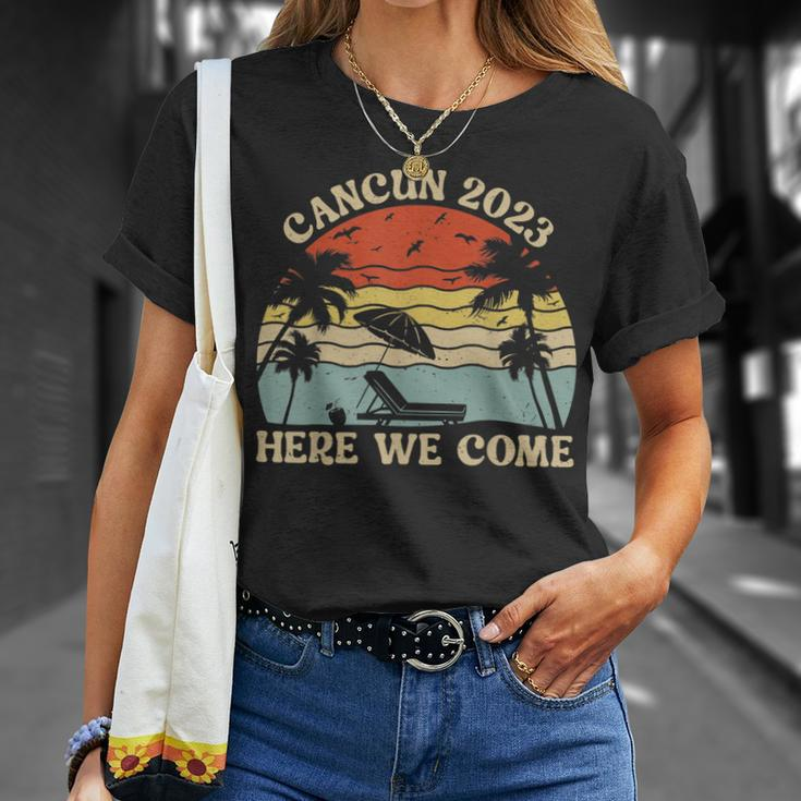 Cancun 2023 Here We Come Matching Family Friends Vacation Unisex T-Shirt Gifts for Her