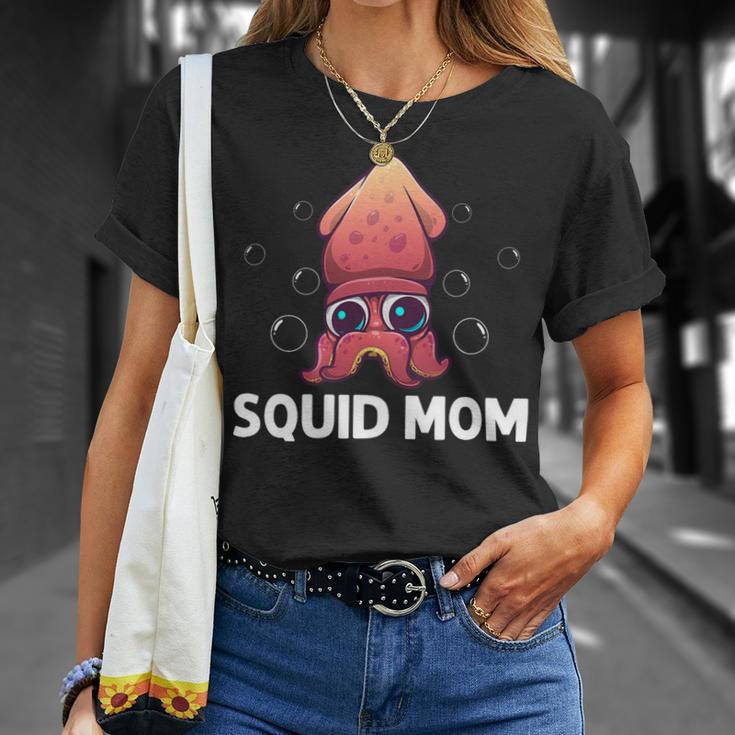 Cool Squid For Mom Mother Octopus Biology Sea Animals V2 Unisex T-Shirt Gifts for Her