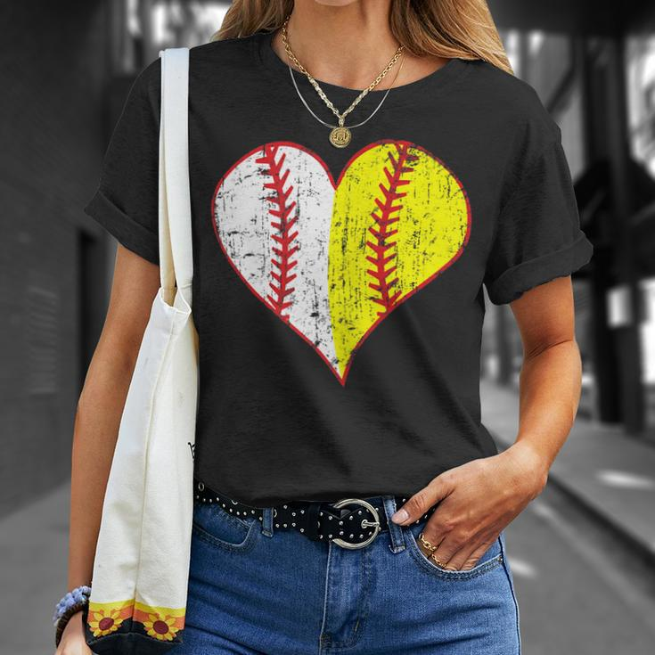 Cute Love Baseball Fast Pitch Softball Heart Baseball Mom Gift For Womens Unisex T-Shirt Gifts for Her