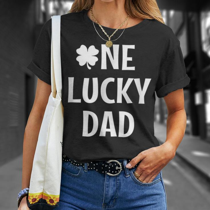 Dad Pregnancy Announcement St Patricks Day T-Shirt Gifts for Her