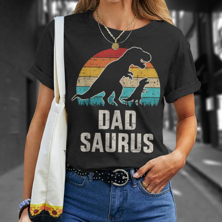 Mens Dadsaurus Dad Dinosaur Vintage For Fathers Day T-Shirt Gifts for Her