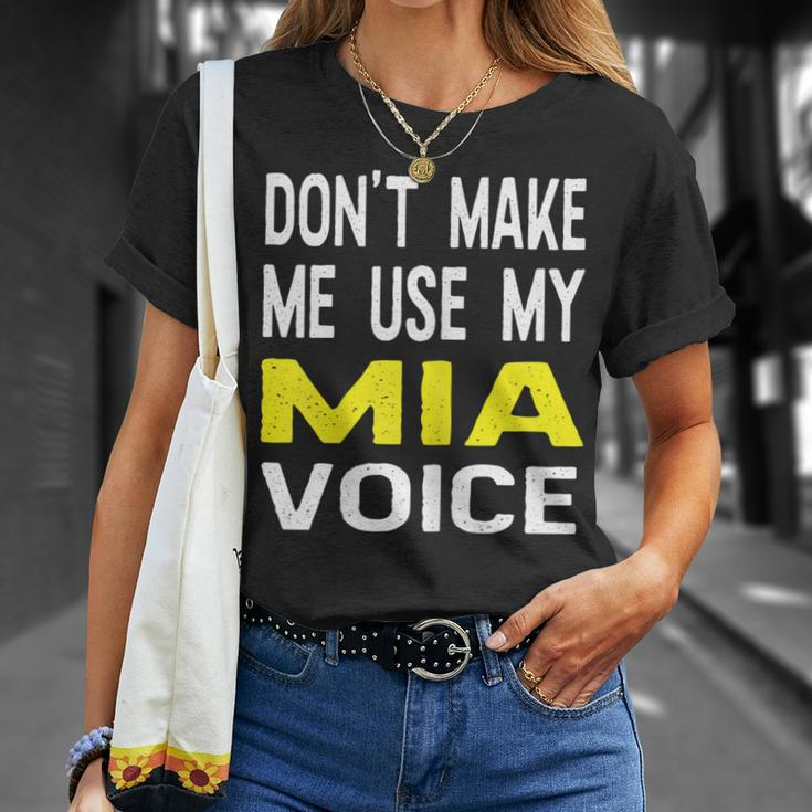 Dont Make Me Use My Mia Voice Lustiger Damenname T-Shirt Geschenke für Sie