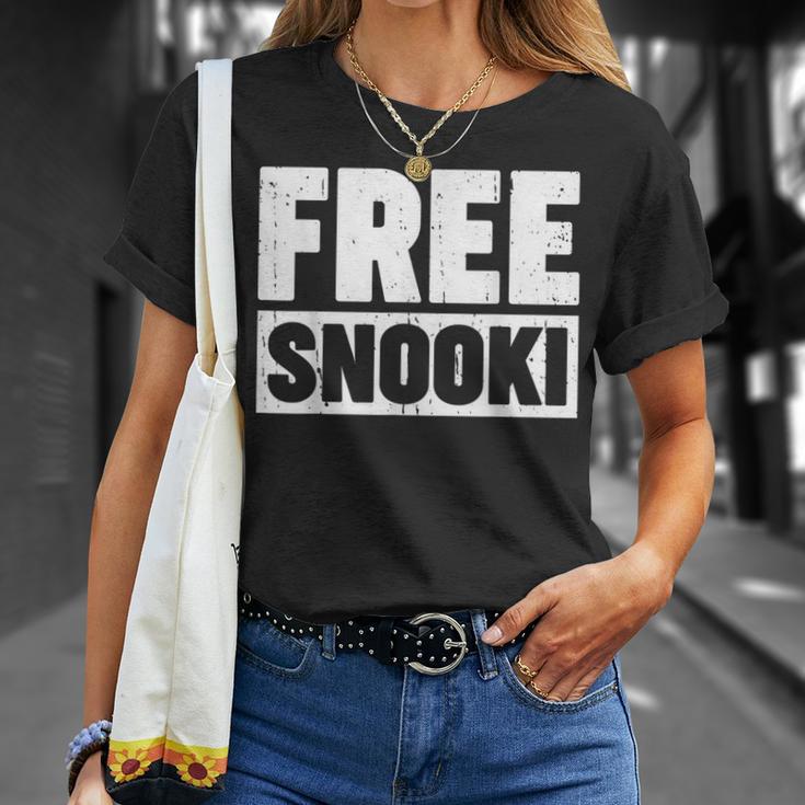 Free Snooki' Women's T-Shirt