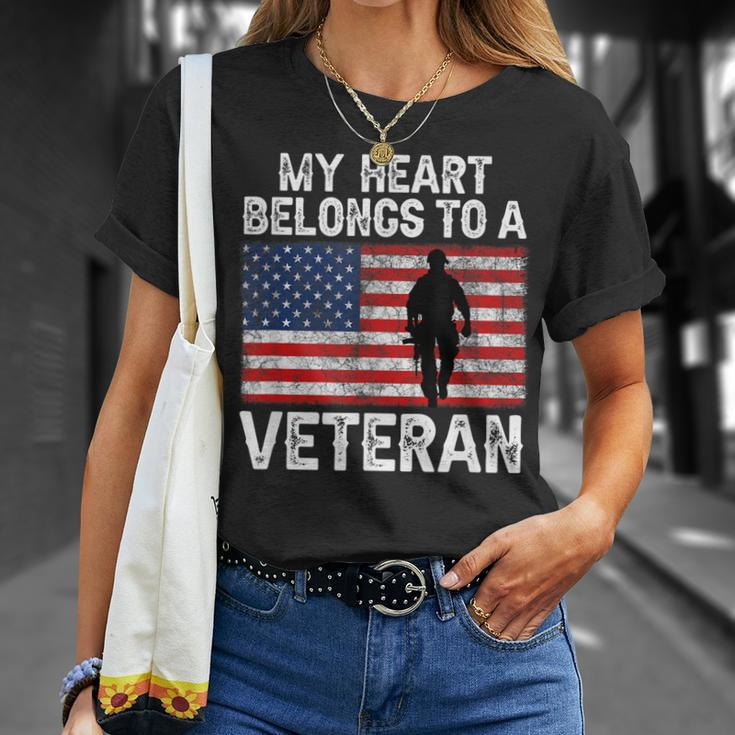 My Heart Belongs To A Veteran Army Veteran Fathers Day T-Shirt Gifts for Her
