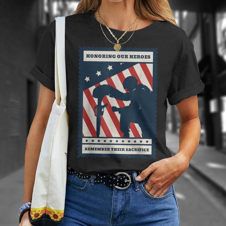 Honoring Our Heroes Us Army Military Veteran Remembrance Day T-shirt Gifts for Her