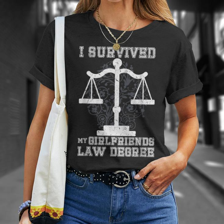 I Survived My Girlfriends Law Degree | Law Student Unisex T-Shirt Gifts for Her