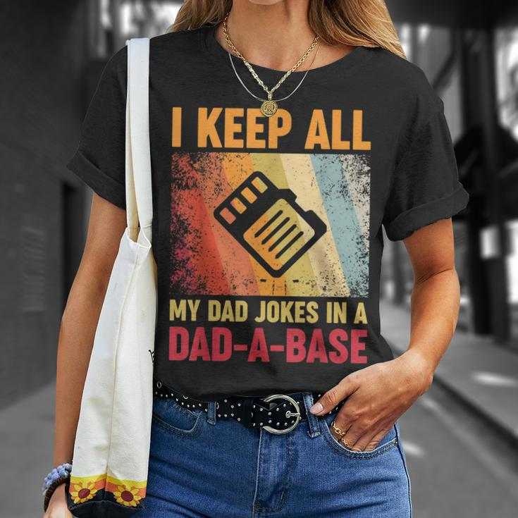 I Keep All My Dad Jokes In A Dad-A-Base Vintage Father Daddy T-Shirt Gifts for Her
