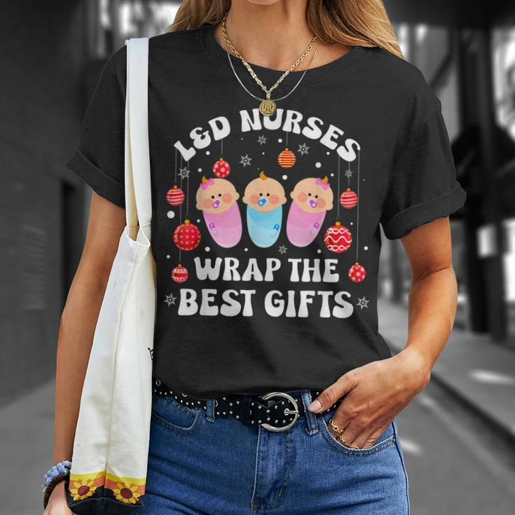 L&D Labor And Delivery Nurses Wrap The Best Presents T-shirt Gifts for Her