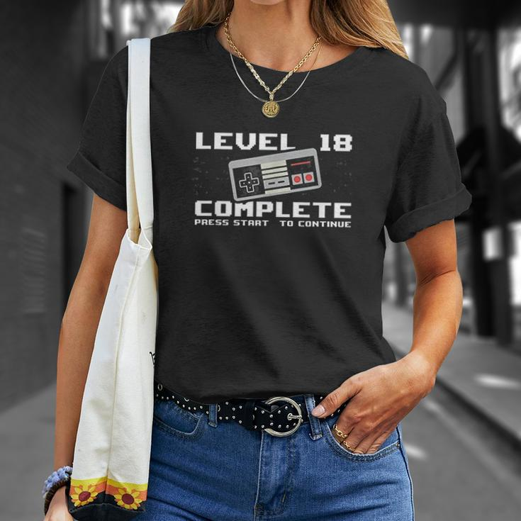 Level 18 Complete 2004 18 Years Old Gamer 18Th Birthday T-shirt Gifts for Her