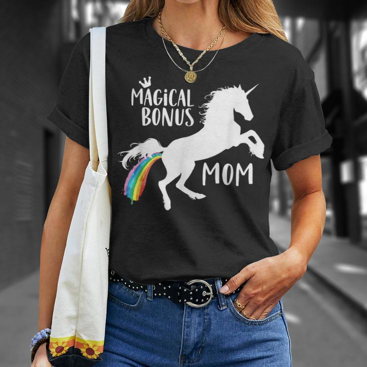 Magical Bonus Mom Unicorn Stepmother Best Stepmom Ever Gift Unisex T-Shirt Gifts for Her