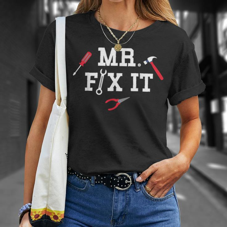 Mr Fix It Fathers Day Hand ToolsPapa Daddy Unisex T-Shirt Gifts for Her