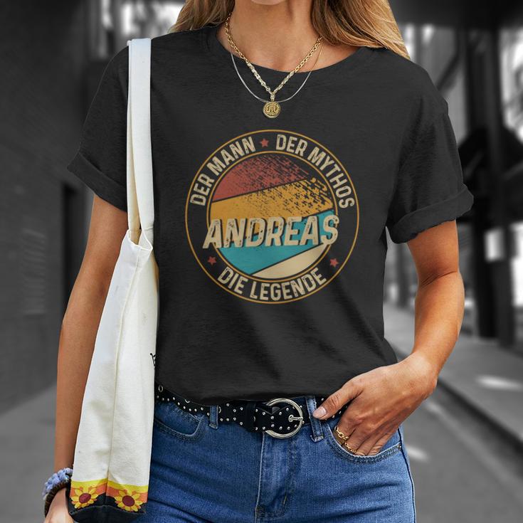 Personalisiertes Andreas Die Legende Schwarzes T-Shirt, Unikat Design Geschenke für Sie