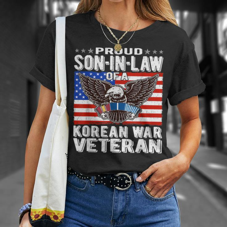 Mens Proud Son-In-Law Of Korean War Veteran Military Family T-shirt Gifts for Her