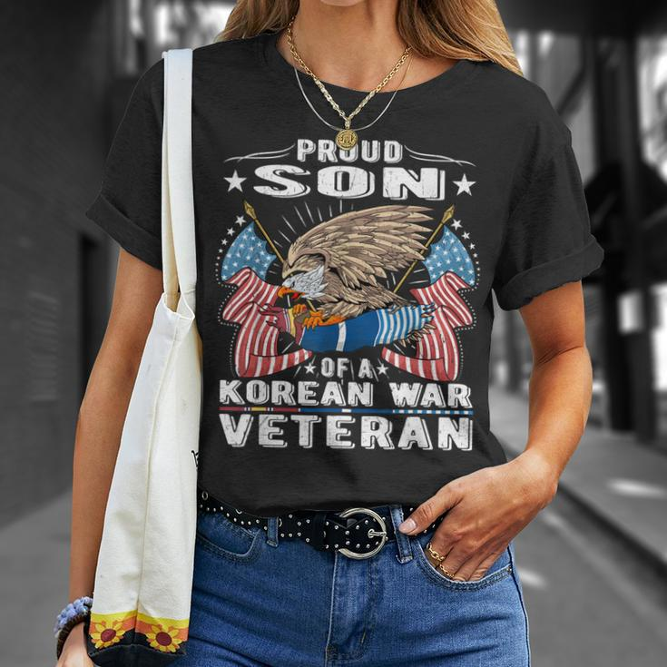 Proud Son Of A Korean War Veteran Military Vets Child T-shirt Gifts for Her