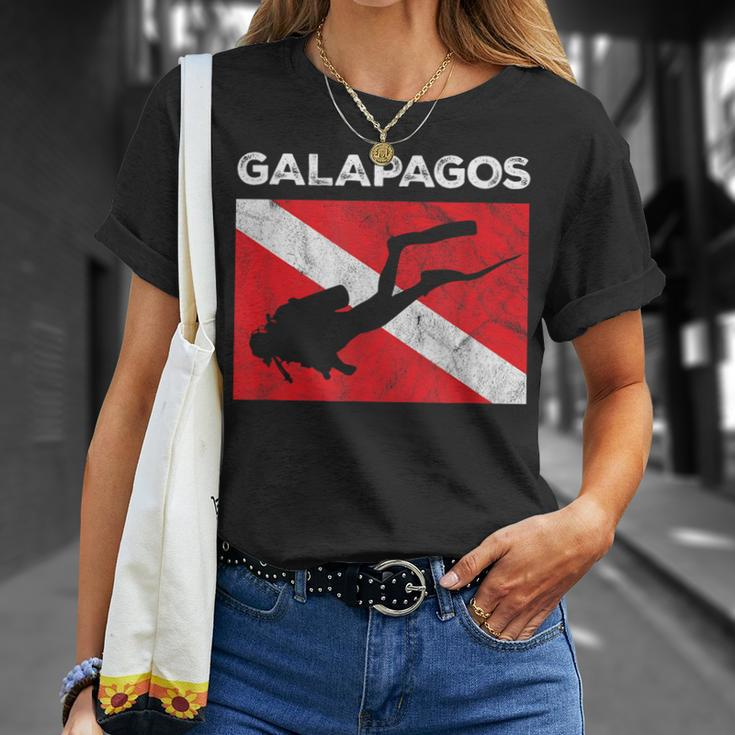 Retro Galapagos Islands Scuba Dive Vintage Dive Flag Diving T-shirt Gifts for Her