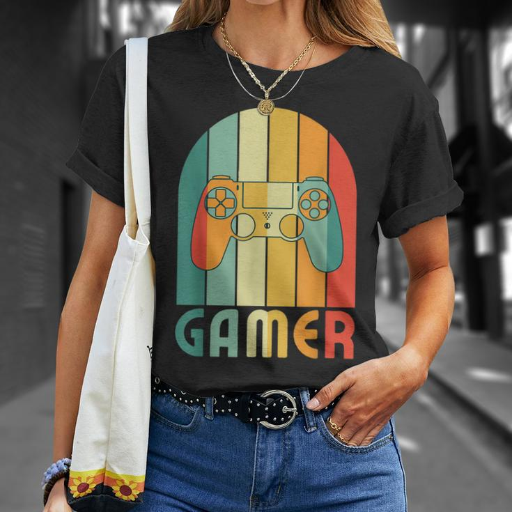 Retro Gamer Video Games Player For Game Player Gamer Dad T-Shirt Gifts for Her