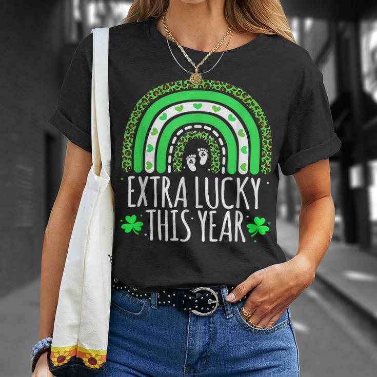 St Pattys Pregnancy Announcement St Patricks Day Pregnant T-shirt Gifts for Her