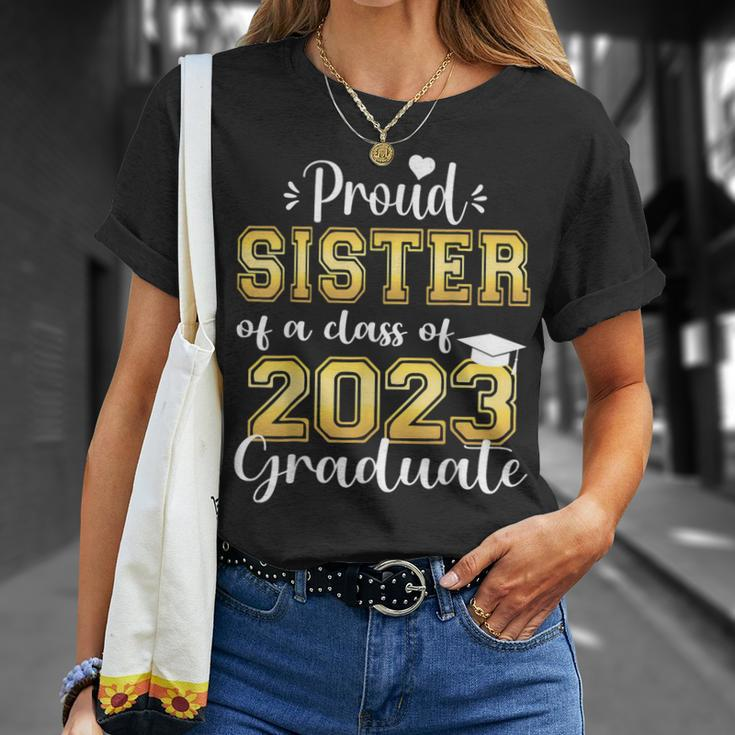 Super Proud Sister Of 2023 Graduate Awesome Family College Unisex T-Shirt Gifts for Her
