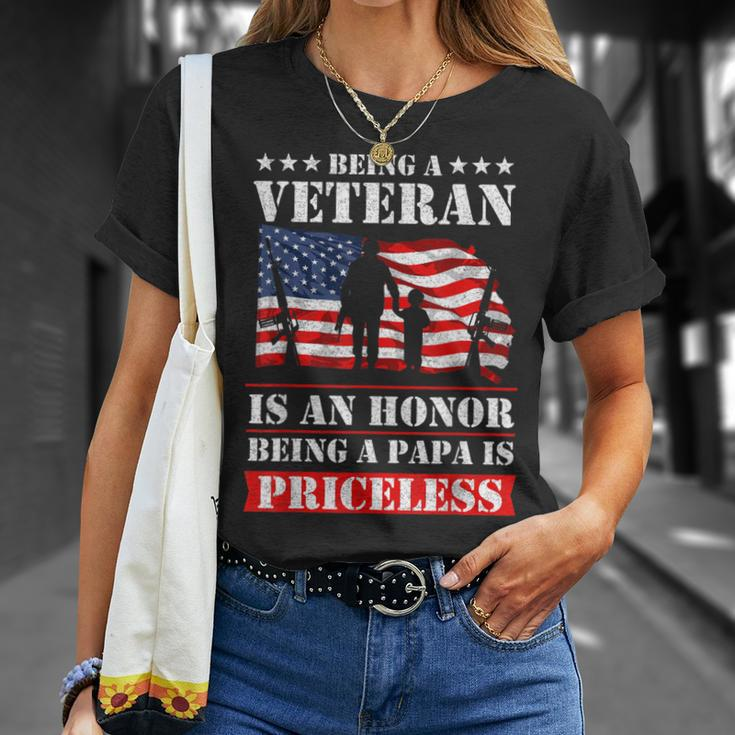 Veteran Papa Military Dad Army Fathers Day Gift Gift For Mens Unisex T-Shirt Gifts for Her