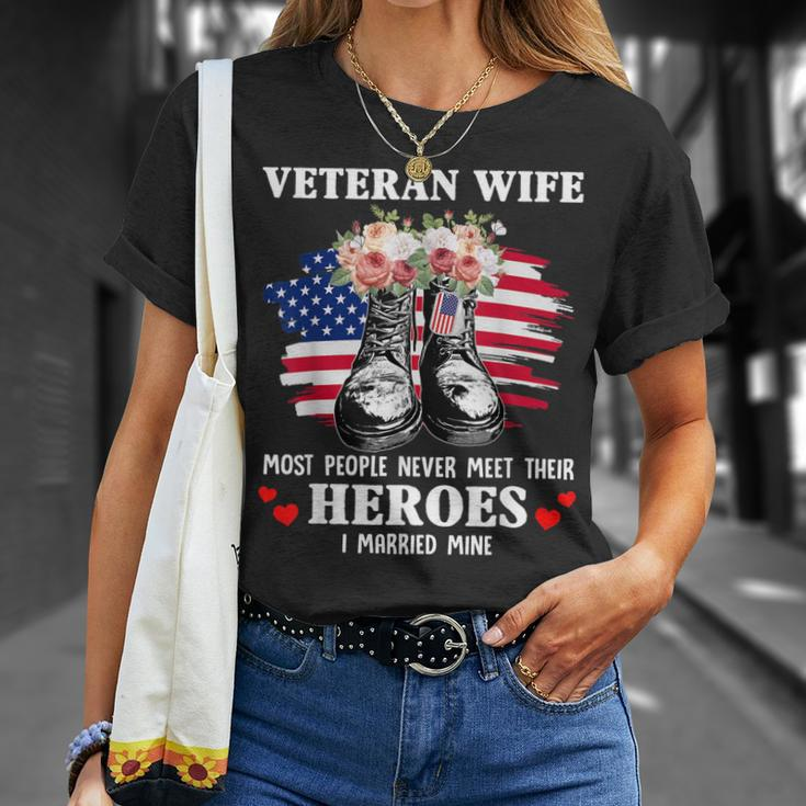 Veteran Wife Most People Never Meet Their Heroes Veteran Day V2T-shirt Gifts for Her