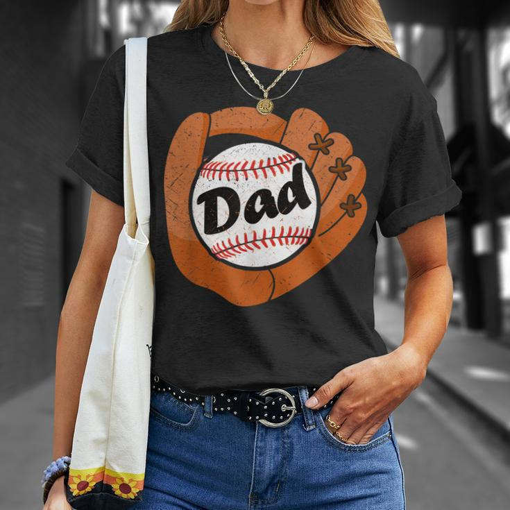 Vintage Baseball Dad Baseball Fans Sport Lovers Men Unisex T-Shirt Gifts for Her