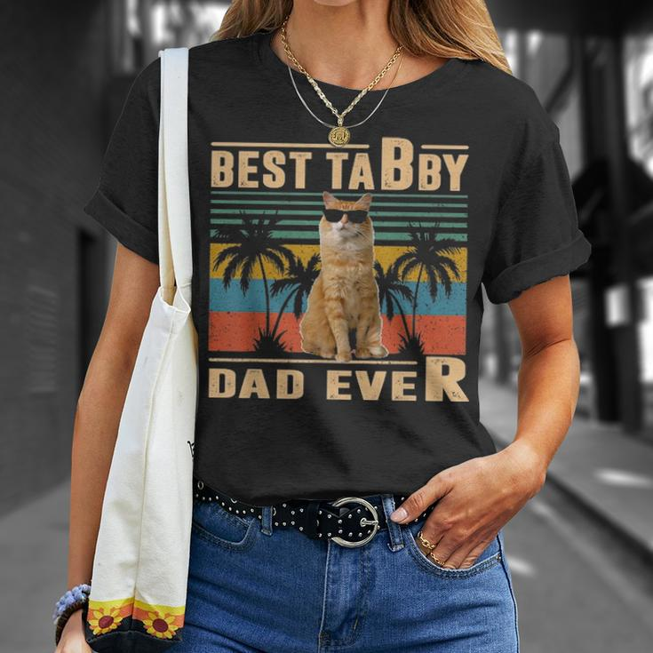 Vintage Best Cat Dad Ever Tabby Fathers Day Gift For Daddy Unisex T-Shirt Gifts for Her