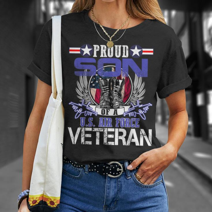 Vintage Proud Son Of A US Air Force Veteran Mom Dad T-Shirt Gifts for Her