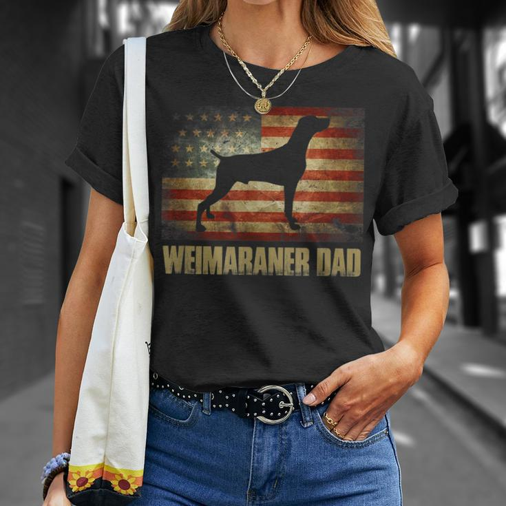 Mens Weimaraner Dad Vintage American Flag Patriotic Weimaraner T-Shirt Gifts for Her