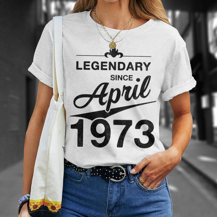 50 Geburtstag 50 Jahre Alt Legendär Seit April 1973 V3 T-Shirt Geschenke für Sie