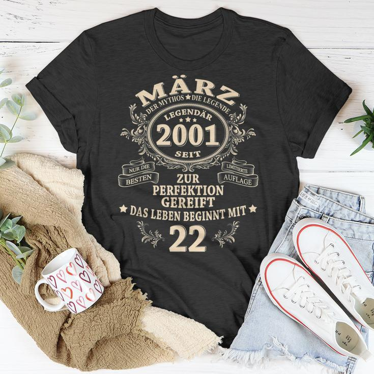 22 Geburtstag Geschenk Mann Mythos Legende März 2001 T-Shirt Lustige Geschenke