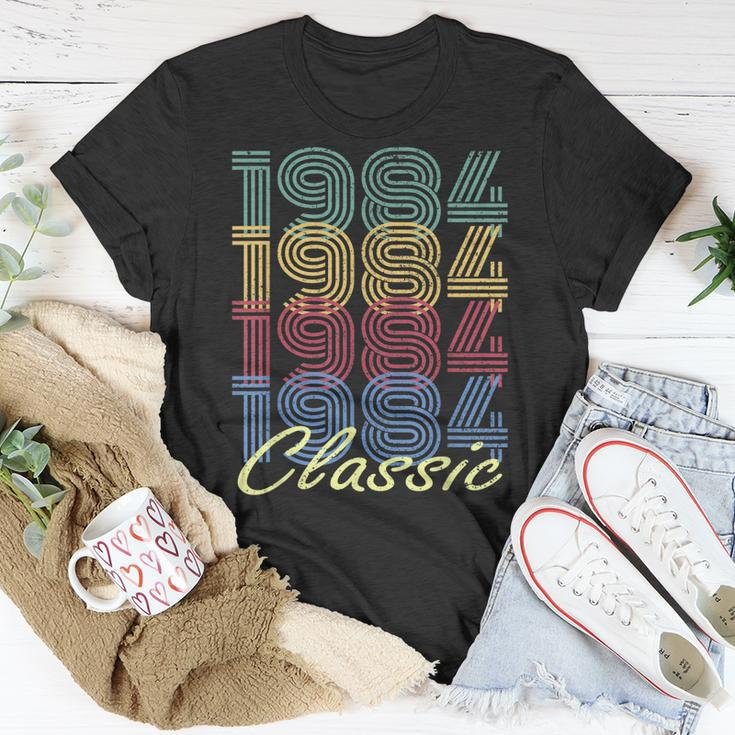 35Th Birthday Gift Vintage 1984 Born In 1984 Classic Unisex T-Shirt Unique Gifts