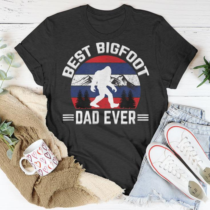 Bigfoot For Men Best Bigfoot Dad Ever Unisex T-Shirt Unique Gifts