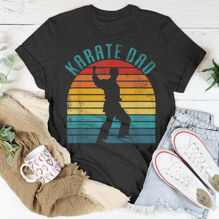 Retro Karate Dad Apparel Vintage Karate Dad T-Shirt Funny Gifts