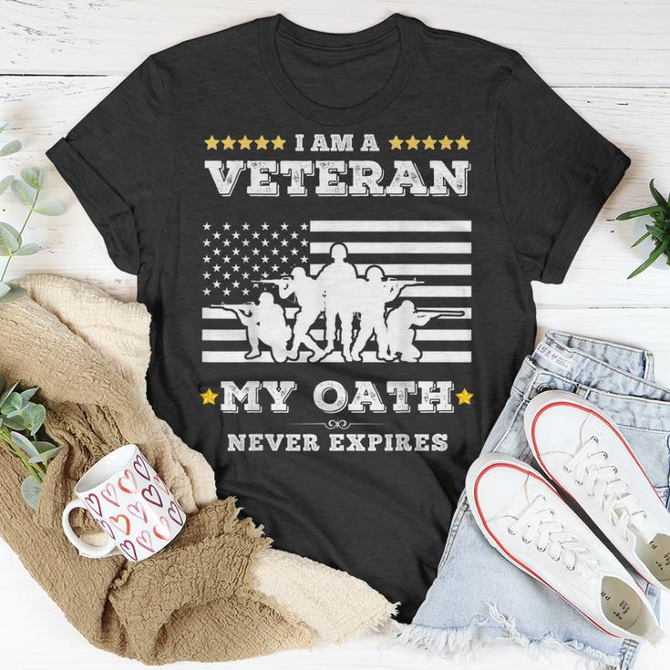 I Am A Veteran My Oath Never Expires Veteran Day V9 T-Shirt Funny Gifts